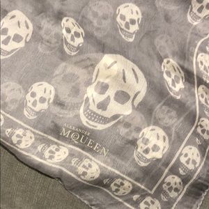 Alexander McQueen silk skull scarf